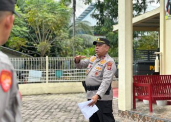 apolsek Muara Dua Berikan Arahan kepada Personel Pengamanan TPS Pilkada 2024