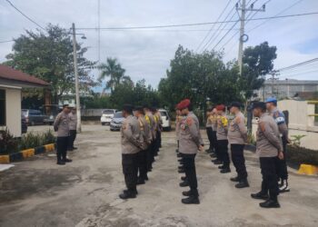 Kapolsek Syamtalira Bayu Lakukan Pengecekan Personel Pengamanan TPS di Mapolsek