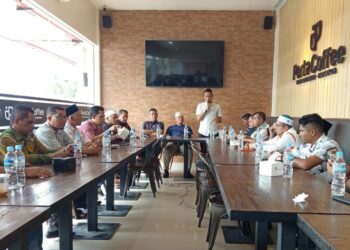 Ayah Wa – Panyang Unggul Lawan Kotak Kosong