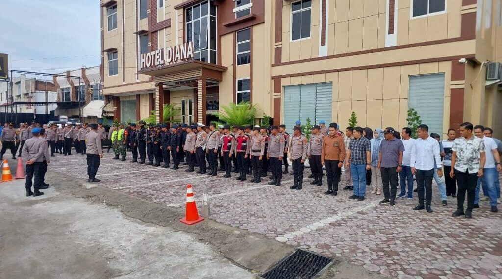 Polres Lhokseumawe Kerahkan Ratusan Personel untuk Amankan Rapat Pleno Rekapitulasi Suara Pilkada