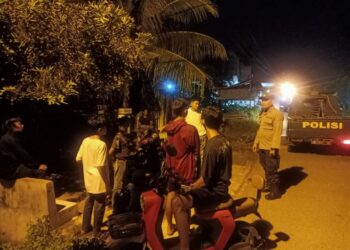 Patroli Malam Polsek Muara Dua Perkuat Keamanan di Wilayah Rawan