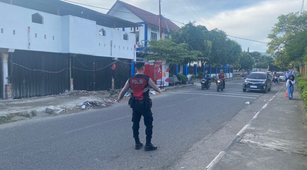 Cegah Adanya Pungli, Personel Polsek Sosialisasi STOP Pungutan Liar