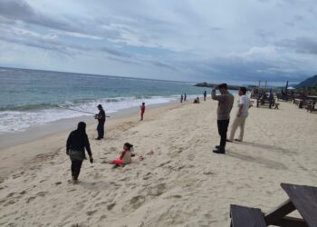 Patroli Ke Tempat Wisata,Polsek Jajaran Polres Aceh Besar Himbau Kepada Pengunjung Utamakan Keselamatan