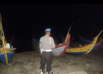 Waspada Imigran Gelap! Polsek Gandapura Perketat Pengawasan di Pesisir Pantai