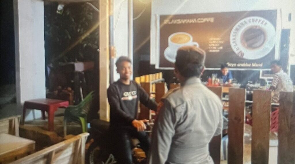 Polsek Sawang Gelar Patroli Dialogis Malam Hari, Pastikan Situasi Aman dan Kondusif