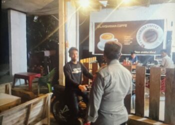 Polsek Sawang Gelar Patroli Dialogis Malam Hari, Pastikan Situasi Aman dan Kondusif
