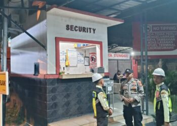 Penangkapan 3 tersangka Narkotika dan Berhasil Amankan 2,35 Gram Sabu oleh Polsek Banda Sakti