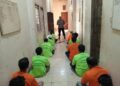 Polwan Satlantas Polres Lhokseumawe Gelar Patroli dan Strong Point Sholat Jumat